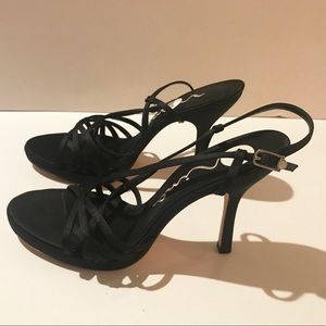 Nina women’s black sandals